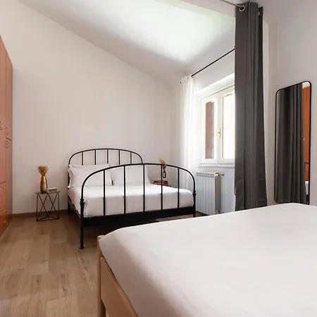Domus Fornaci 4* Рим