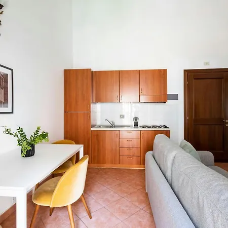 Aparthotel Domus Fornaci 4*